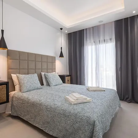 Correeira Luxury Residence T3 G - Albufeira, Pools, Wifi, Bbq, Beach * Albufeira